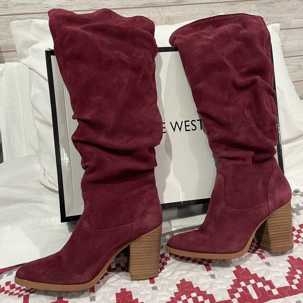 NINE WEST suede Boots in wine, size 8